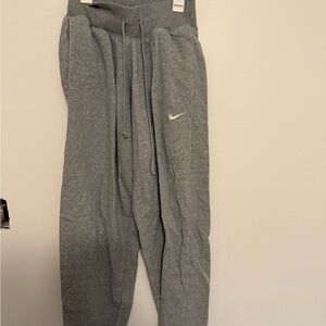Nike Gray Heather Jogger Sweatpants with Drawstring